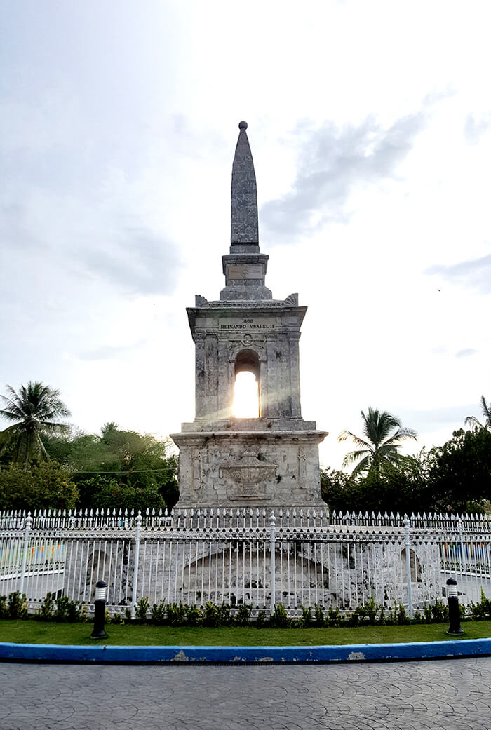 lapu-lapu monument