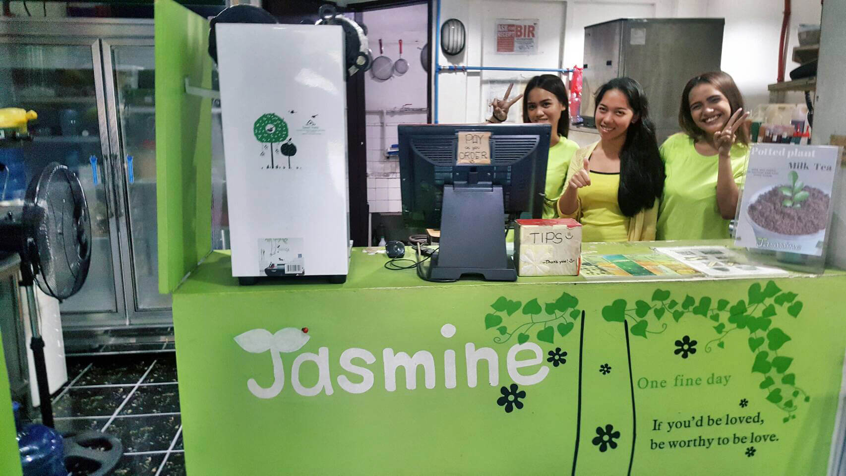 Jasmine 賣珍珠奶茶 , 宿霧