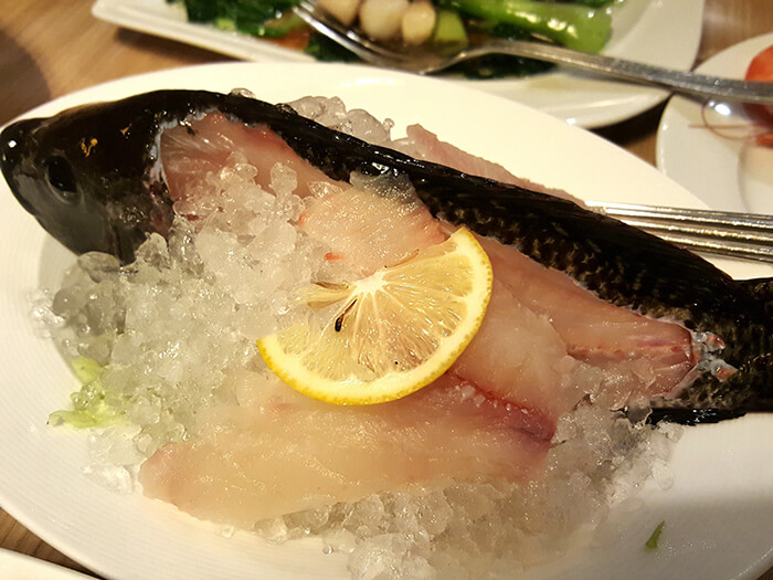新鮮生魚片