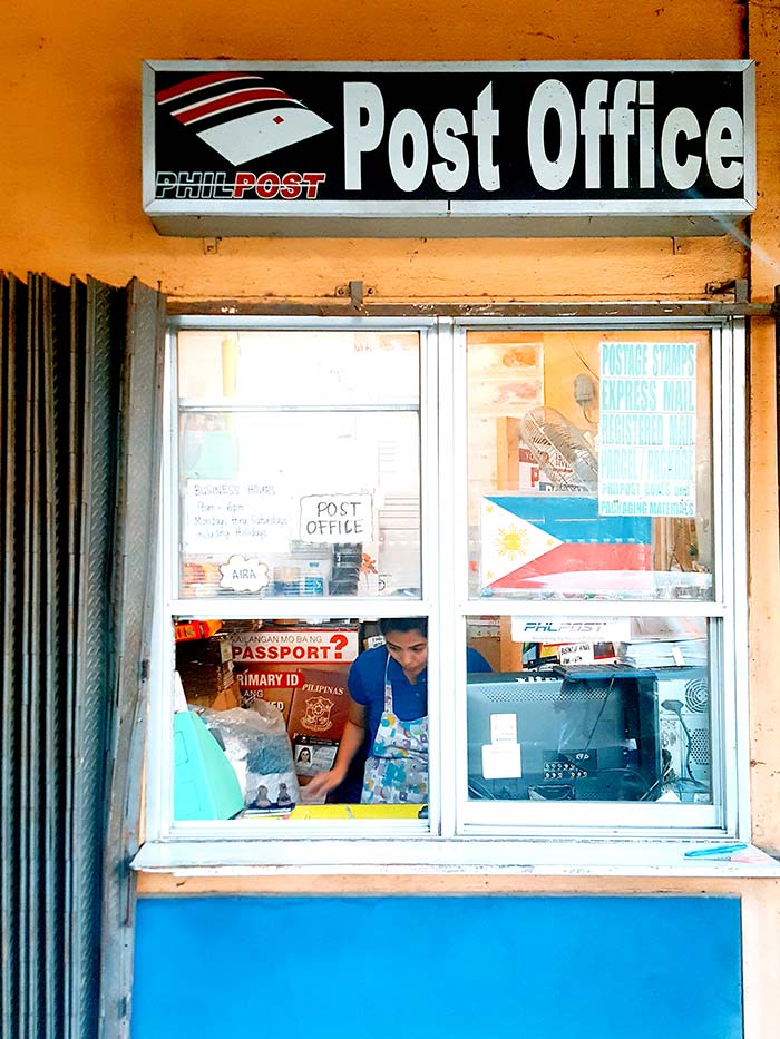 如何在宿霧寄明信片, 宿務郵局在哪裡,Country Mall, Post Office