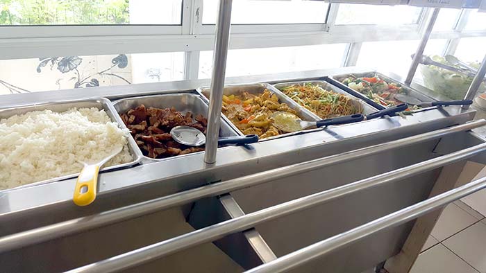 CELI校內環境, 學生餐廳, 飲食狀況, 伙食好壞