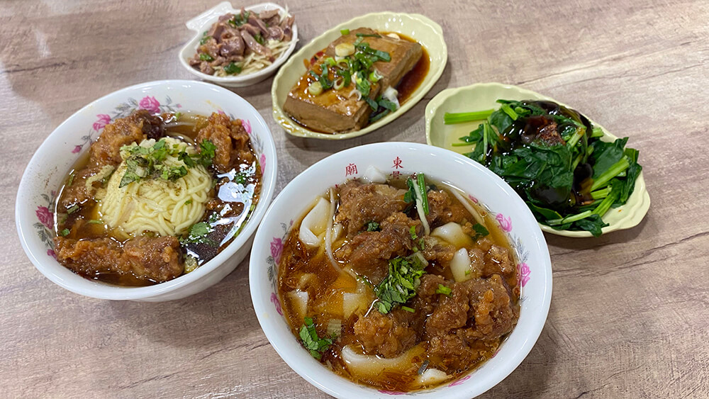 三和夜市小吃 排骨酥麵,夜市小吃,三和夜市小吃