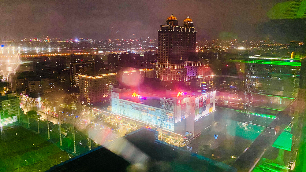 美麗華摩天輪夜景, 台北大直的夜空 台北大直的夜空