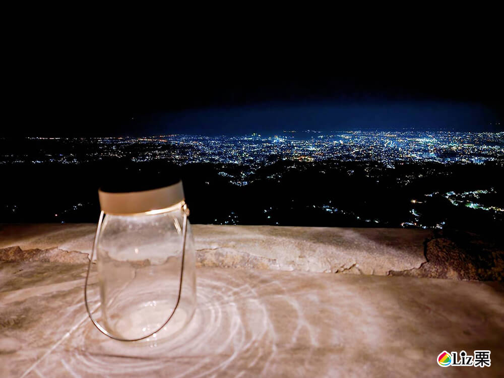 宿霧夜景,LA VIE IN THE SKY