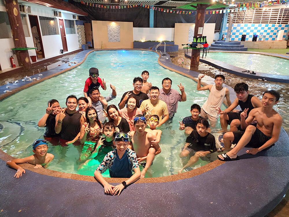 宿霧BTES游泳,泳池